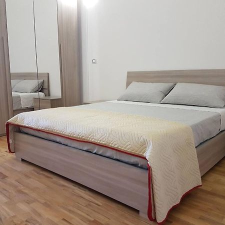 Domus Irnerio I Tassa Di Soggiorno Inclusa Nel Prezzo I Bologna Bagian luar foto