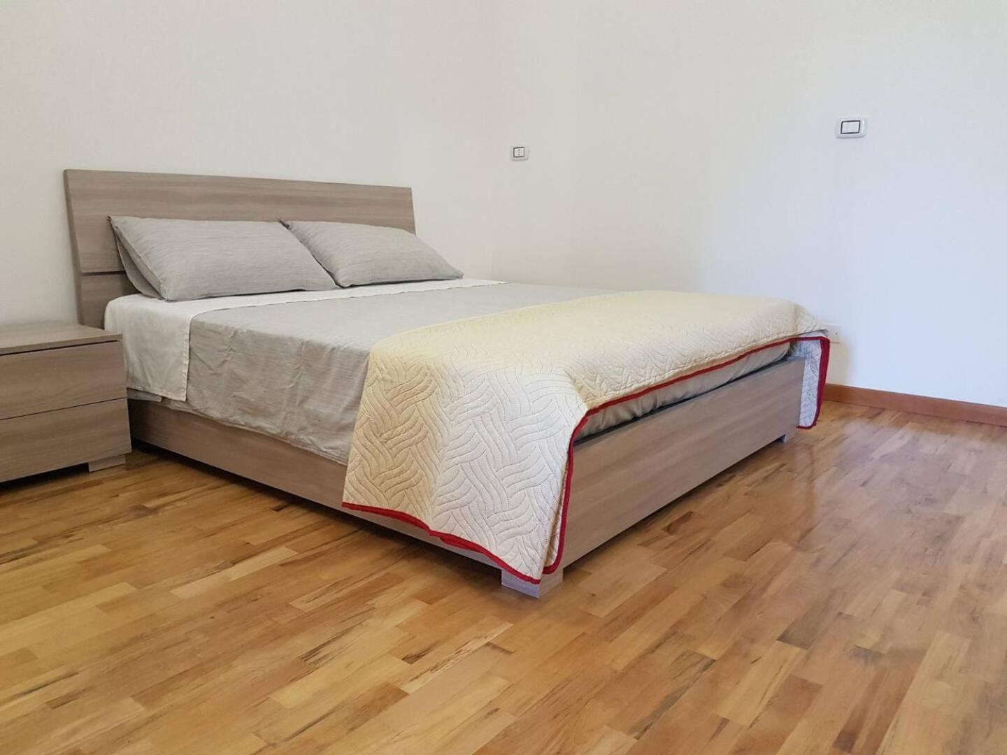 Domus Irnerio I Tassa Di Soggiorno Inclusa Nel Prezzo I Bologna Bagian luar foto